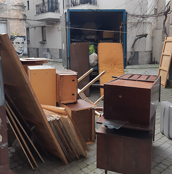Вывоз старой мебели